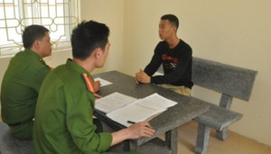 Vừa quen một ngày, nam bảo vệ dùng dao đâm chết đồng nghiệp