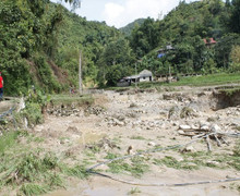 Lũ quét ập xuống trong đêm ở Sơn La, một người chết