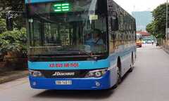 Hà Nội đưa hàng loạt xe buýt mới vào hoạt động