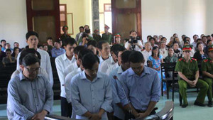 Gây thiệt hại hơn 9 tỷ đồng, cựu chủ tịch huyện lĩnh án 12 năm tù