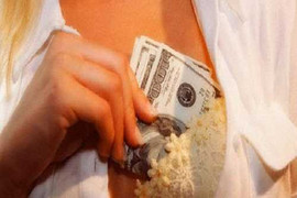 Mạo danh bà chủ thành công trên facebook, lừa đảo hơn 1.000 cô gái bán dâm