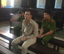 Đòi nợ 300.000 đồng, người đàn ông bị đâm chết