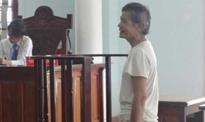 Bị cáo yêu cầu 'mời' chó lên tòa chứng minh vô tội