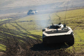 Những hình ảnh bình dị hiếm thấy của những cỗ máy chết chóc