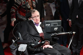 Điều gì giúp thiên tài Stephen Hawking sống được 55 năm với bệnh hiểm nghèo?