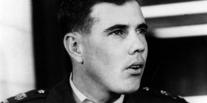 Chuyện người phi công trực thăng chĩa súng vào ‘đồng đội Mỹ khát máu’ cứu dân thường trong thảm sát Mỹ Lai