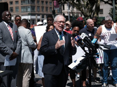 Sự tắc trách của người lớn khiến hơn 11.000 trẻ em New York phơi nhiễm chì