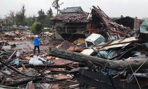 Thủ tướng gửi điện thăm hỏi Nhật Bản sau siêu bão Hagibis