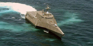 Trung Quốc lớn tiếng nói điều tàu xua đuổi chiến hạm Mỹ tiến vào Biển Đông