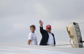 Tuần lễ khó khăn với Tổng thống Trump