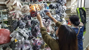 Hàng Trung Quốc gắn mác 'made in Vietnam' đe dọa hàng Việt