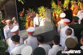 Nguyên Chủ tịch nước Lê Đức Anh về nơi yên nghỉ ngàn thu