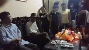 Vụ đưa thi thể hài nhi đặt lên bàn giám đốc: Bệnh viện đình chỉ kíp trực