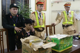 Bắt đối tượng chở 2 thùng ma túy nghênh ngang đi giữa thành phố