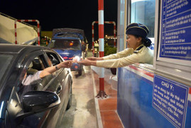 Bộ Công thương lý giải vì sao giá ô tô Việt Nam siêu đắt