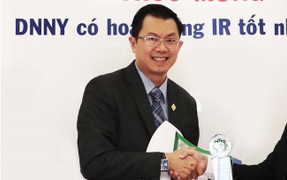 Phó Tổng giám đốc bị Sacombank cho nghỉ việc là ai?