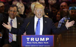 Hứng nhiều chỉ trích, ứng viên Trump kêu gọi đoàn kết sắc tộc