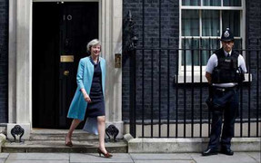 Bà Theresa May dẫn đầu cuộc đua vào vị trí Thủ tướng Anh