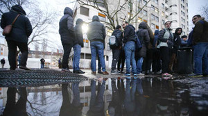 Hàng trăm khủng bố 'đội lốt' người tị nạn đang án binh bất động chờ làm loạn ở Đức