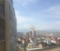 Video, ảnh: Hiện trường vụ đánh bom xe khủng khiếp ở Đại sứ quán Trung Quốc tại Kyrgyzstan