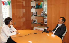 7 người gốc Việt sẽ tháp tùng Tổng thống Pháp thăm Việt Nam