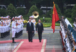 Ảnh: Lễ đón chính thức Tổng thống Pháp Francois Hollande