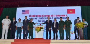 Việt Nam và Mỹ bắt đầu xử lý ô nhiễm dioxin giai đoạn 2 ở sân bay Đà Nẵng