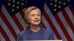 Bà Clinton lần đầu xuất hiện sau thất bại, kêu gọi người ủng hộ 'không bỏ cuộc'