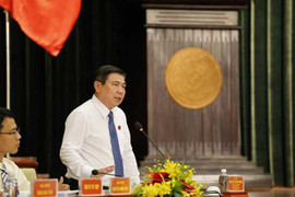 Chủ tịch TP.HCM xin chịu trách nhiệm về yếu kém của thành phố