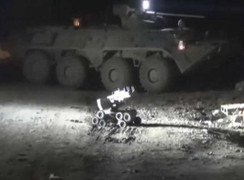 Đoạn video kịch tính khi đặc nhiệm Nga dùng robot vũ trang tiêu diệt thủ lĩnh IS
