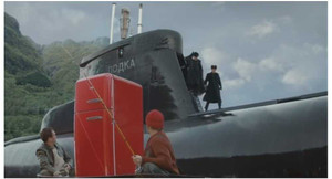 Tàu ngầm Nga nổi lên mặt nước để mua tủ lạnh của ngư dân Na Uy