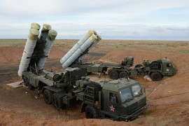 Nga trang bị 4 hệ thống tên lửa S-400 cho Quân khu miền Tây