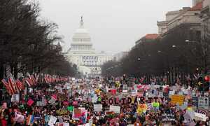 Hàng trăm nghìn người tham gia đại biểu tình phản đối ông Trump