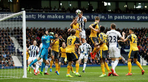 Arsenal thua trận thứ 2 liên tiếp, Wenger đối diện nguy cơ bị sa thải