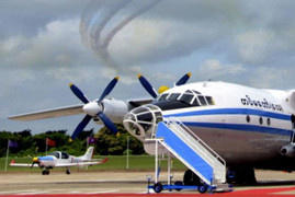 Rơi máy bay quân sự Myanmar: Tìm thấy mảnh vỡ và thi thể nạn nhân