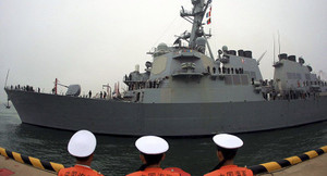 Chiến hạm Mỹ trở về cảng Yokosuka sau khi bị tàu Philippines đâm thủng