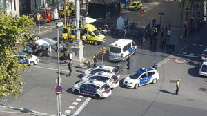 Ô tô tải đâm hàng chục người ở Tây Ban Nha