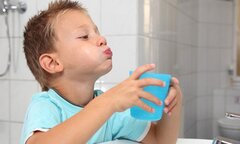 Đình chỉ lưu hành, thu hồi nước súc miệng trẻ em Smart Kids