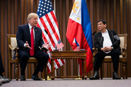 Ly kỳ Tổng thống Trump thoát khỏi âm mưu ám sát khi tới Philippines