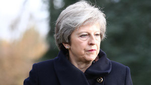 Bất đồng với Thủ tướng Theresa May, 3 bộ trưởng Anh từ chức
