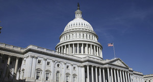 Chính phủ Mỹ có nguy cơ bị đóng cửa trong tháng này