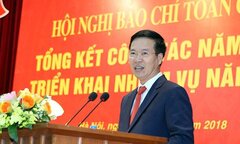 Ông Võ Văn Thưởng: 'Sự chậm trễ của báo chí trao lợi thế cho mạng xã hội'