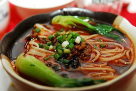 Món ăn truyền thống trong mâm cơm ngày Tết của các nước