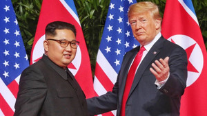 Ông Donald Trump phải chịu nhiều áp lực hơn ông Kim Jong-un khi cùng ngồi xuống bàn đàm phán lần 2