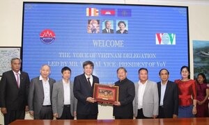 Đài Tiếng nói Việt Nam thúc đẩy hợp tác với Bộ Thông tin Campuchia