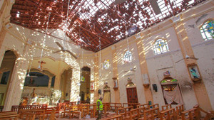 Sri Lanka sa thải hàng loạt quan chức quân đội, cảnh sát sau khủng bố đẫm máu