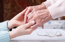 Phẫu thuật kích thích não sâu - hy vọng mới cho bệnh nhân Parkinson