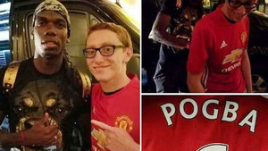 Pogba gây sốc khi ký lên áo đấu của Man Utd