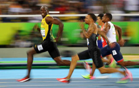 Usain Bolt vừa chạy vừa cười ấn tượng nhất Olympic 2016