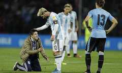 Messi là diễn viên siêu hạng, quá giỏi đóng kịch lừa người hâm mộ